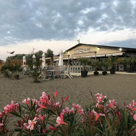 Отель Marina Surf Нэводари Экстерьер фото